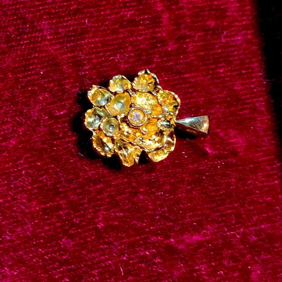 Gold Plated Flower W/ Diamond Acc Pendant Jewelry - Picture 3 of 3